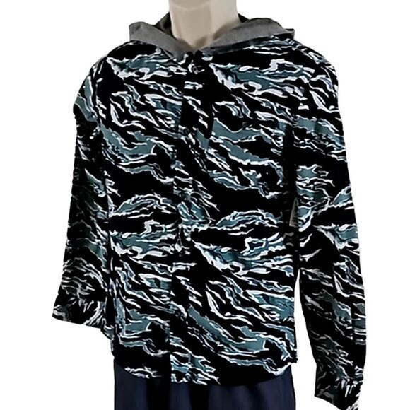 NWOT Roebuck & Co Boys Camo Hooded Flannel Button-Up Shirt Size Medium 10/12 - Picture 2 of 5